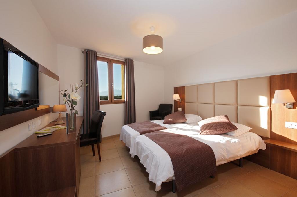 Hotel Logis Cara Sol